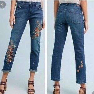 ANTHROPOLOGIE Embroidered Boyfriend Jeans SIZE 28